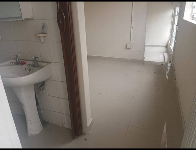 1 bed property to rent in MONDEOR